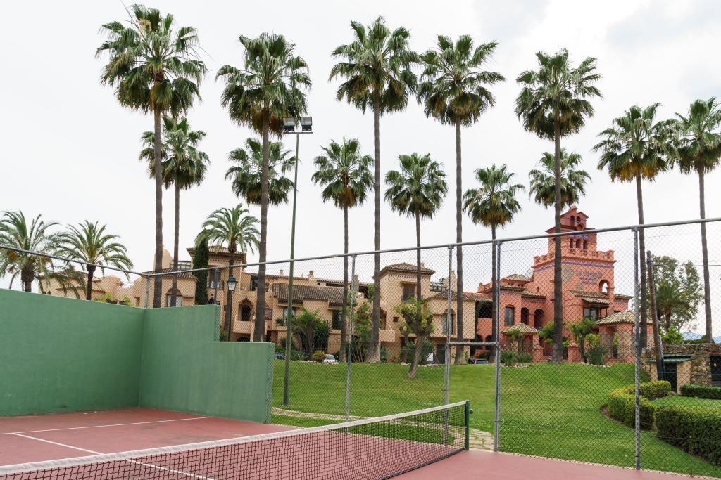 La Cartuja Del Golf Apartment Estepona Bagian luar foto