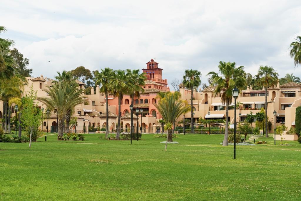 La Cartuja Del Golf Apartment Estepona Bagian luar foto